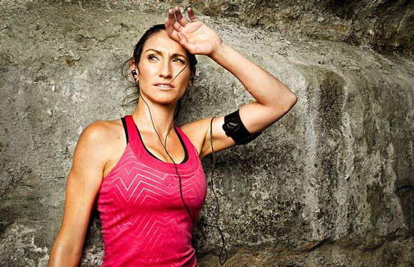 运动出汗就像流水一样是什么原因,跑起来淌水怎么回事