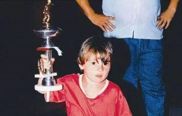 有你没有看过的足坛萌照（六一快乐）