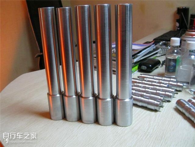 死飞自行车蹬起来费劲是哪里问题,死飞自行车骑着费力怎么解决