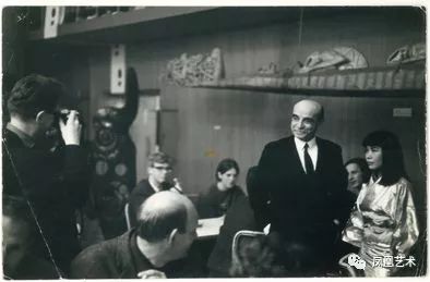 凤凰艺术｜陆蓉之：女神草间弥生，刚刚跨入89岁生日