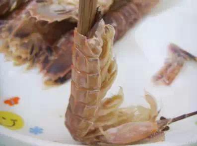 40一斤的虾蛄，一出锅全变绿了！专家建议不要吃！