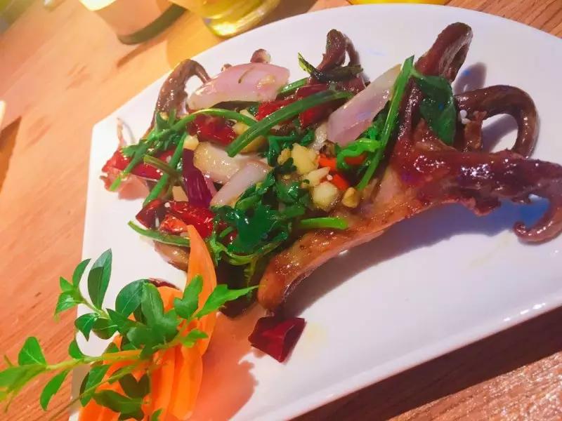 汉尼森的进口啤酒免单畅饮！