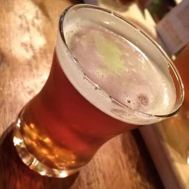 试醉|30年酒吧白泡了！直到这9瓶啤酒帮我安上装逼小马达