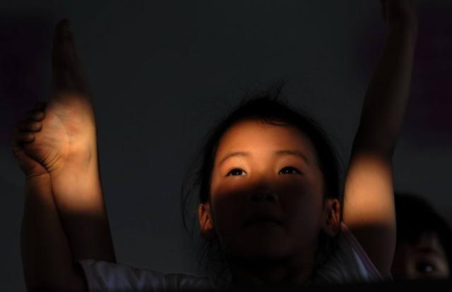 感动中国90后老师,感动中国徐阿姨完整视频