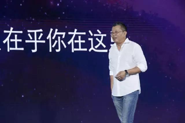 柯、松:明天你俩是否会想起,昨天曾吹的牛皮