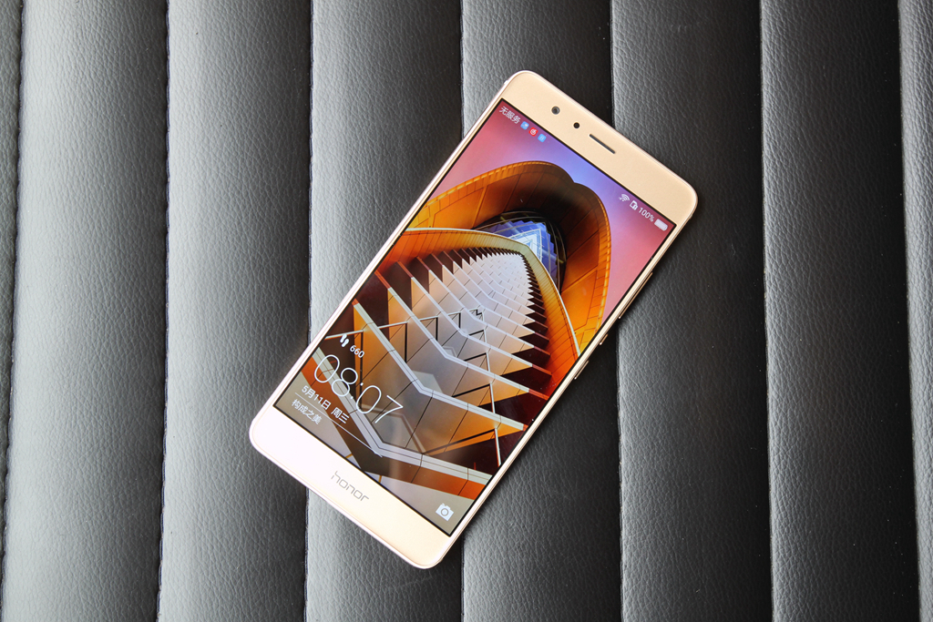 荣耀V8深度体验：秒爱疯，不是梦！