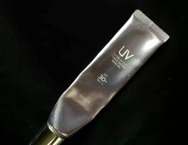 必买的十款防晒霜,推荐几款比较好用的防晒霜