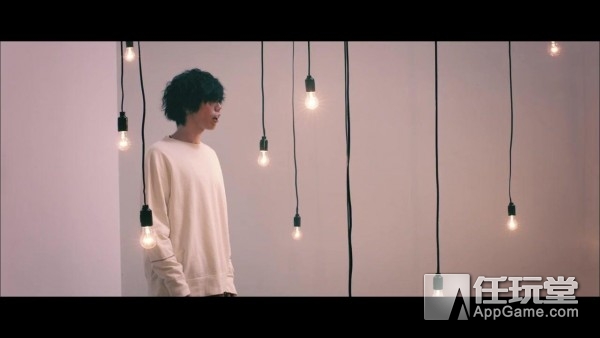 专辑一周卖出百万,MV视频点击过亿,日本也有疯狂音乐人