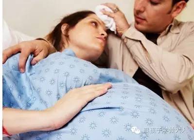 临产前宝宝有什么征兆,应对临产征兆的小技巧你get了吗