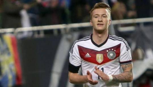 两大巨星悲情离开欧洲杯,盘点欧洲杯已经告别的巨星