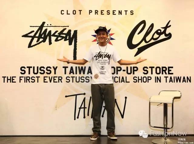 他的女朋友很多，但挚爱一直没变过