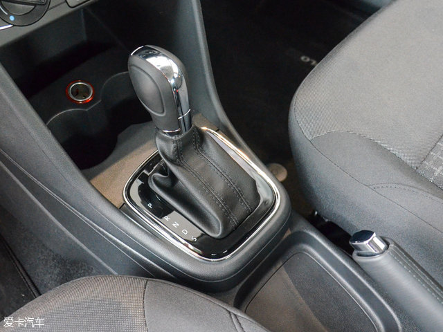 四款适合城市通勤的小型车推荐,小型车推荐轻巧便捷适合城市通勤