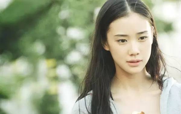 为什么倪妮没有范冰冰精致,范冰冰和倪妮哪个更有气质