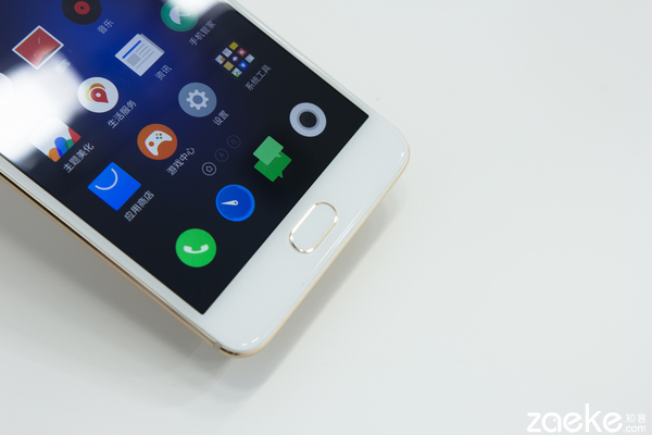 魅蓝e2开箱上手体验,魅蓝e简单小评测