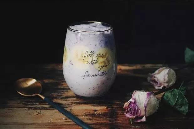 酸奶和面粉怎么做简单又好吃,让酸奶更好吃