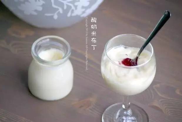 酸奶和面粉怎么做简单又好吃,让酸奶更好吃