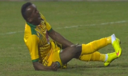 张弛足球比赛中最严重的受伤,足坛受伤感人瞬间