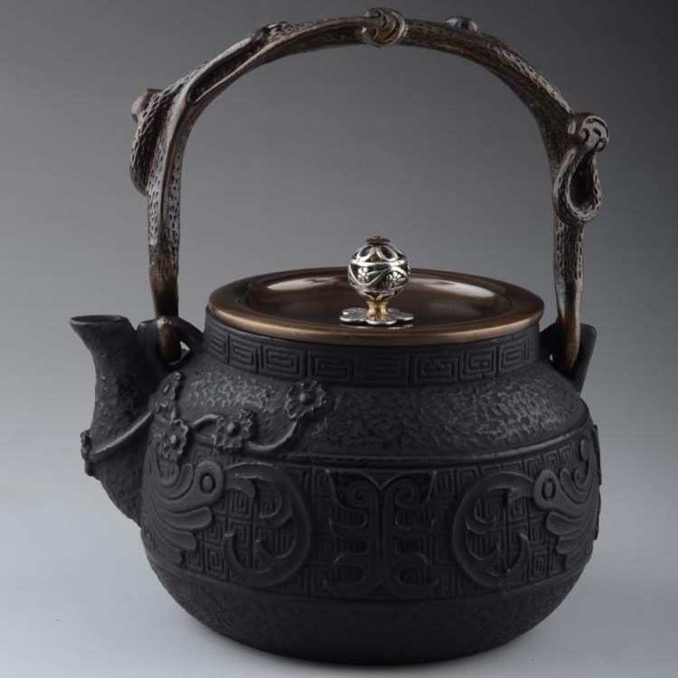 国产铁壶与日本铁壶,选国产还是日系