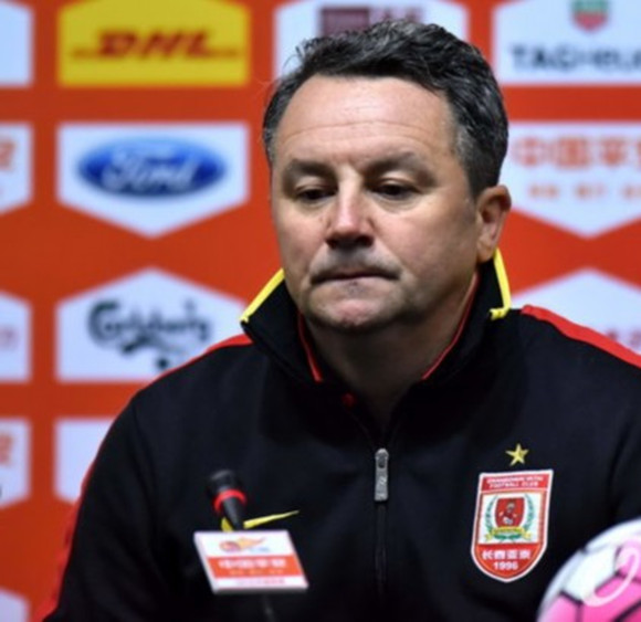 别让下课成为中超联赛的流行曲