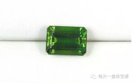 碧玺是什么人都能戴吗,长期佩戴碧玺分享体会