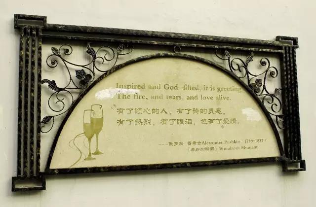 上海地铁10号线各站点有哪些景点,上海地铁沿线风景点