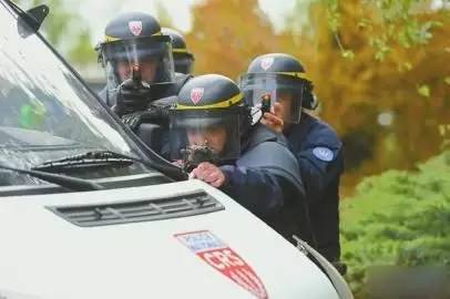 欧洲悲|光顾着反恐了，忘了防足球流氓