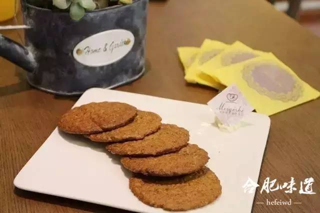 有什么事是一顿美食解决不了,有什么事情是一杯酒解决不了