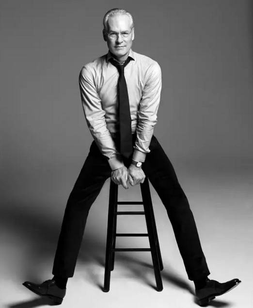 新手如何选择一线品牌包包 (欧美年轻人怎么选择大牌包包)