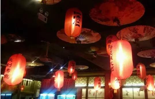 看球喝酒的酒馆,看球喝酒中大奖