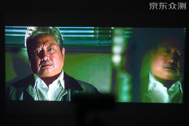 你们用投影看电影,我用投影干这个!