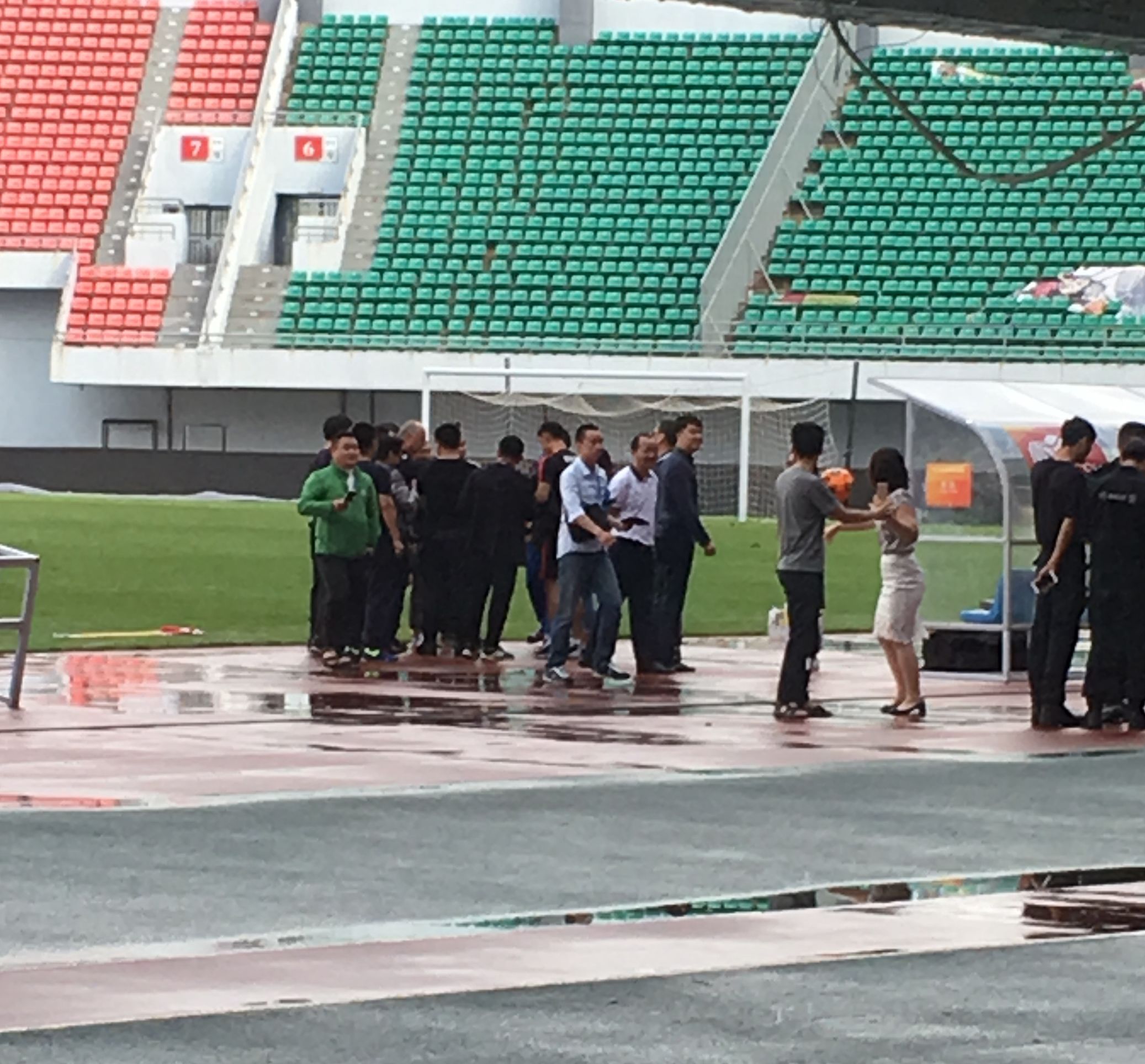 恒大亚冠决赛前各地球迷,中超27轮恒大延边视频