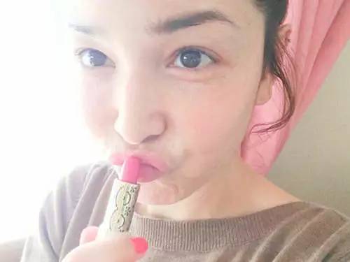 如何画出水嫩的裸妆,日本女星裸妆艺术照