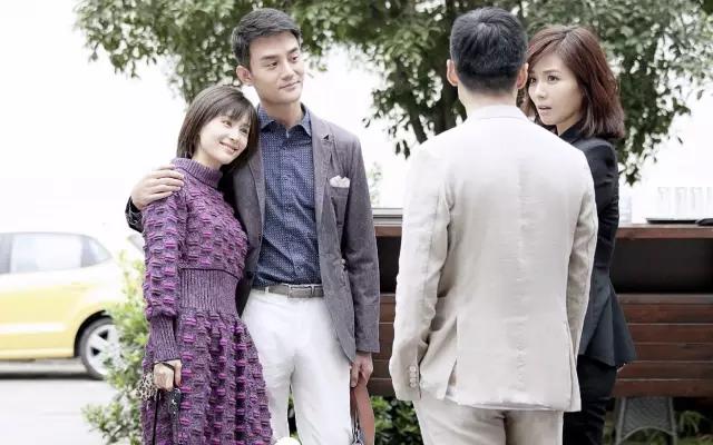 谁说女人只能做“花瓶”小妞电影的造梦童话