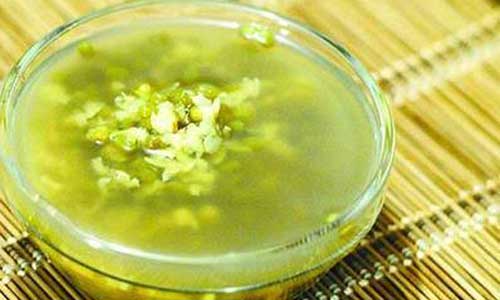 想煮出颜色碧绿的绿豆汤哪种正确,想煮出碧绿的绿豆汤哪种方法正确