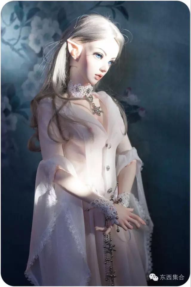 她是资深娃娘,也是暴雪爸爸的死忠粉