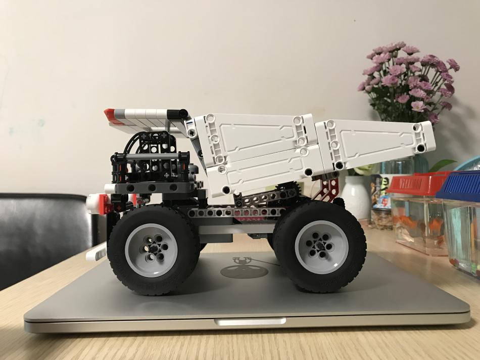 工程车米兔玩具,米兔积木矿山卡车拼装教程