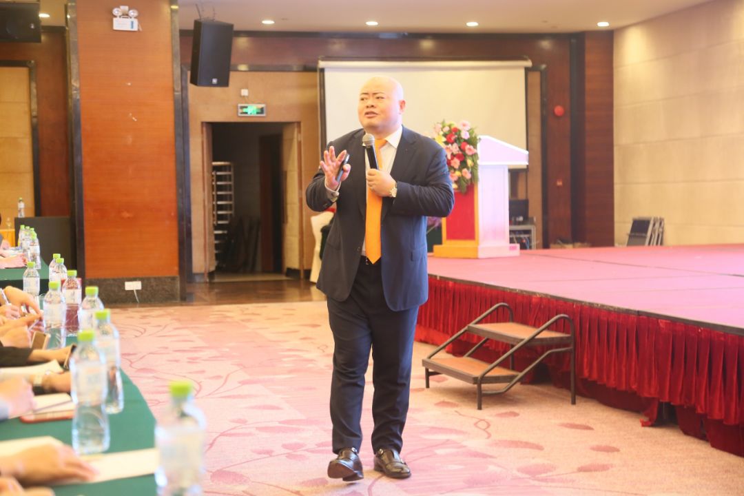 在路上|丁老师平安湛江站、茂名站、*江阳**站,高主任新华乌鲁木齐站(2场),李医生新华深圳站,许大夫平安长寿站,季博士平安重庆站