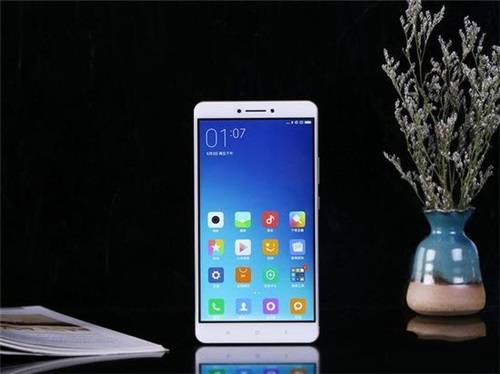 父亲节手机推荐,哪款智能手机更适合老人家