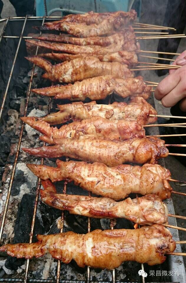 2015年荣昌人必做的18件事，你做过几件？2016年你还要做哪些事？