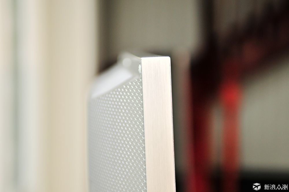 海信电视uled曲面怎么样,用曲面显示器玩地平线