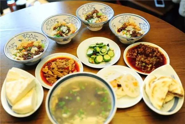 少套路多真诚,长沙2号地铁线附近美食推荐