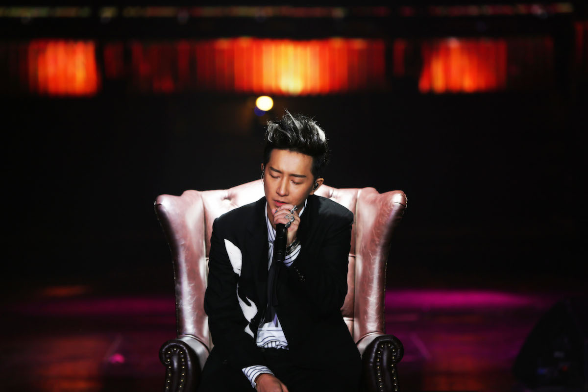 贝克汉姆在中国有多受欢迎,贝克汉姆去皇马和曼联打过没有