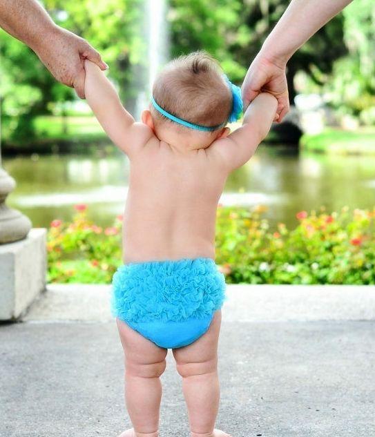 如何矫正罗圈腿八字脚,16个月宝宝内八字罗圈腿