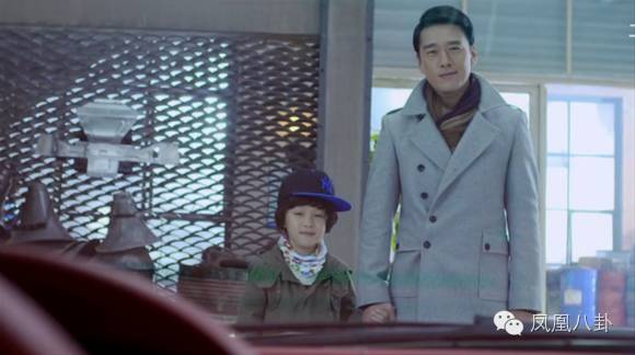 花10万订做西装,收入一半买雪茄!有一种霸道总裁叫做王耀庆