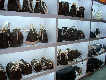 a货到底是不是骗人的,a货是假货还是真货