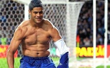 绿巨人来到我们的世界,巴西国脚上港