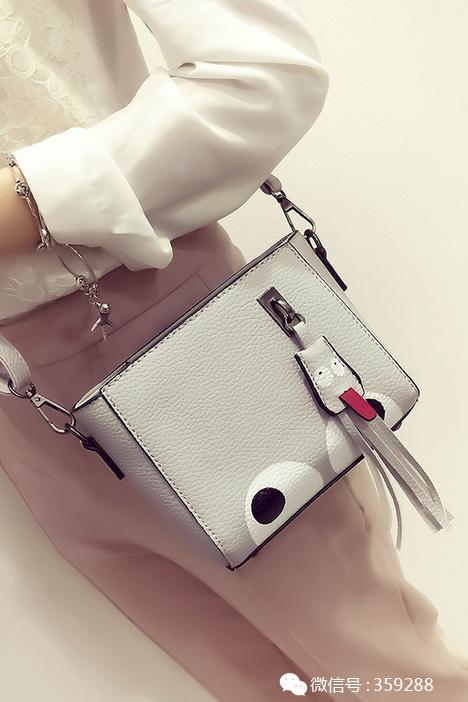 韩版女包时尚潮流,时尚少女高级感大容量女包