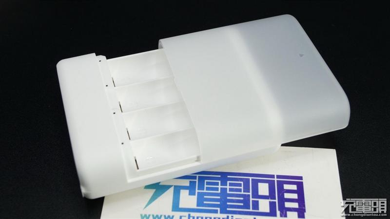 小米55瓦无线充电器拆解视频,小米车载充电器100w拆解