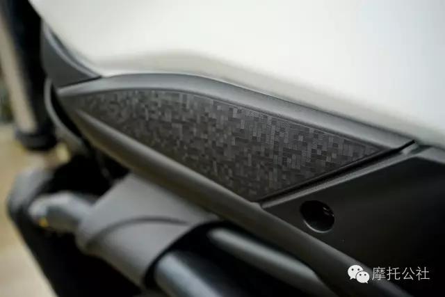 铃木gw250双缸水冷最新款街车,gw250神车到底怎么样