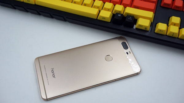 玩转台湾荣耀V8体验评测